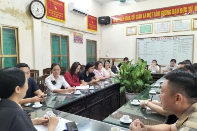 Trường Tiểu học thị trấn Yên Định tổ chức Hội nghị Cha mẹ học sinh đầu năm học 2024-2025 với chủ đề: “Chia sẻ – Kết nối”