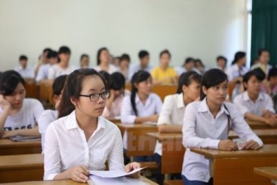 Trẻ bỡ ngỡ ngày đầu vào lớp 1