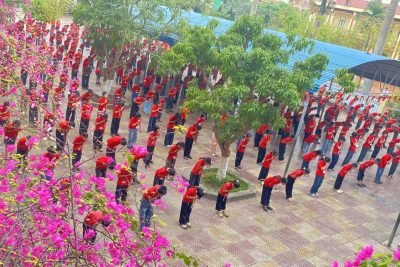 HÀO KHÍ TRƯỜNG TIỂU HỌC YÊN ĐỊNH RỰC RỠ NGÀY HỘI ĐỒNG DIỄN VÕ NHẠC VOVINAM 2026