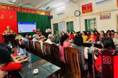 CÔNG ĐOÀN KẾT HỢP VỚI NHÀ TRƯỜNG TỔ CHỨC BUỔI LỄ KỶ NIỆM NGÀY NHÀ GIÁO VIỆT NAM 20/11/2024