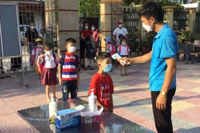 Trường Tiểu học Yên Đinh đón học sinh lớp 1 năm học 2021-2022 đảm bảo an toàn phòng chống dich Covid-19 ​